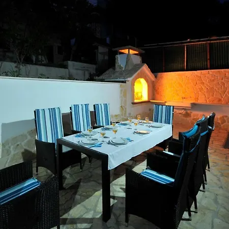 Luxury Rooftop Pool Avbl In Season Trogir