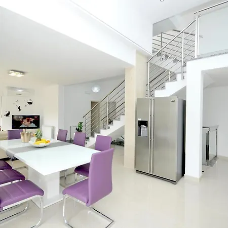 度假居 Luxury Rooftop Pool Avbl In Season