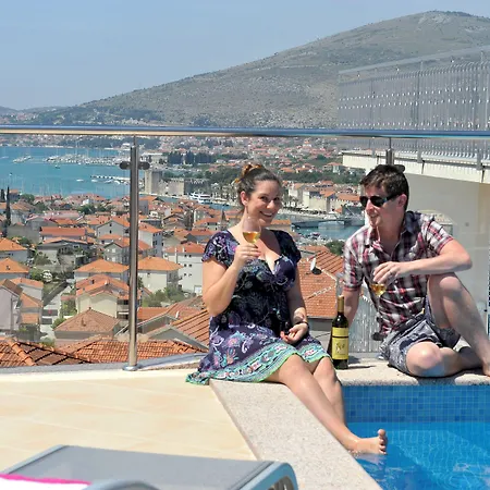 Vikendica Luxury Rooftop Pool Avbl In Season Trogir