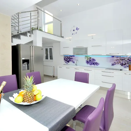 Ferienhaus Luxury Rooftop Pool Avbl In Season